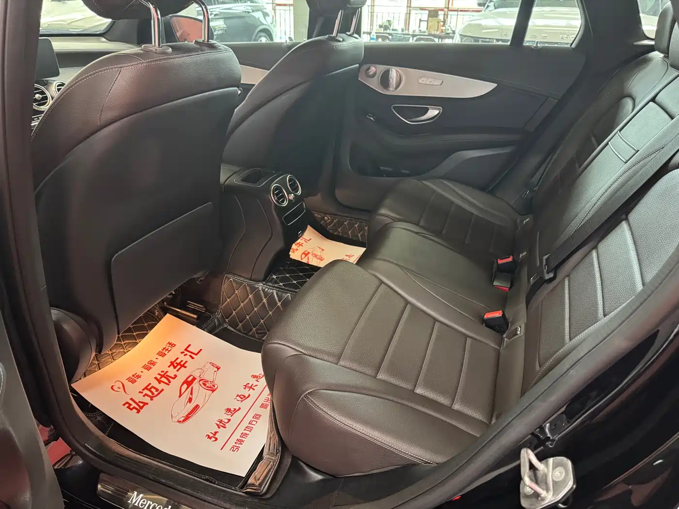 Mercedes-Benz GLC 2020 Facelift GLC 260 L 4MATIC Dynamic фото 15