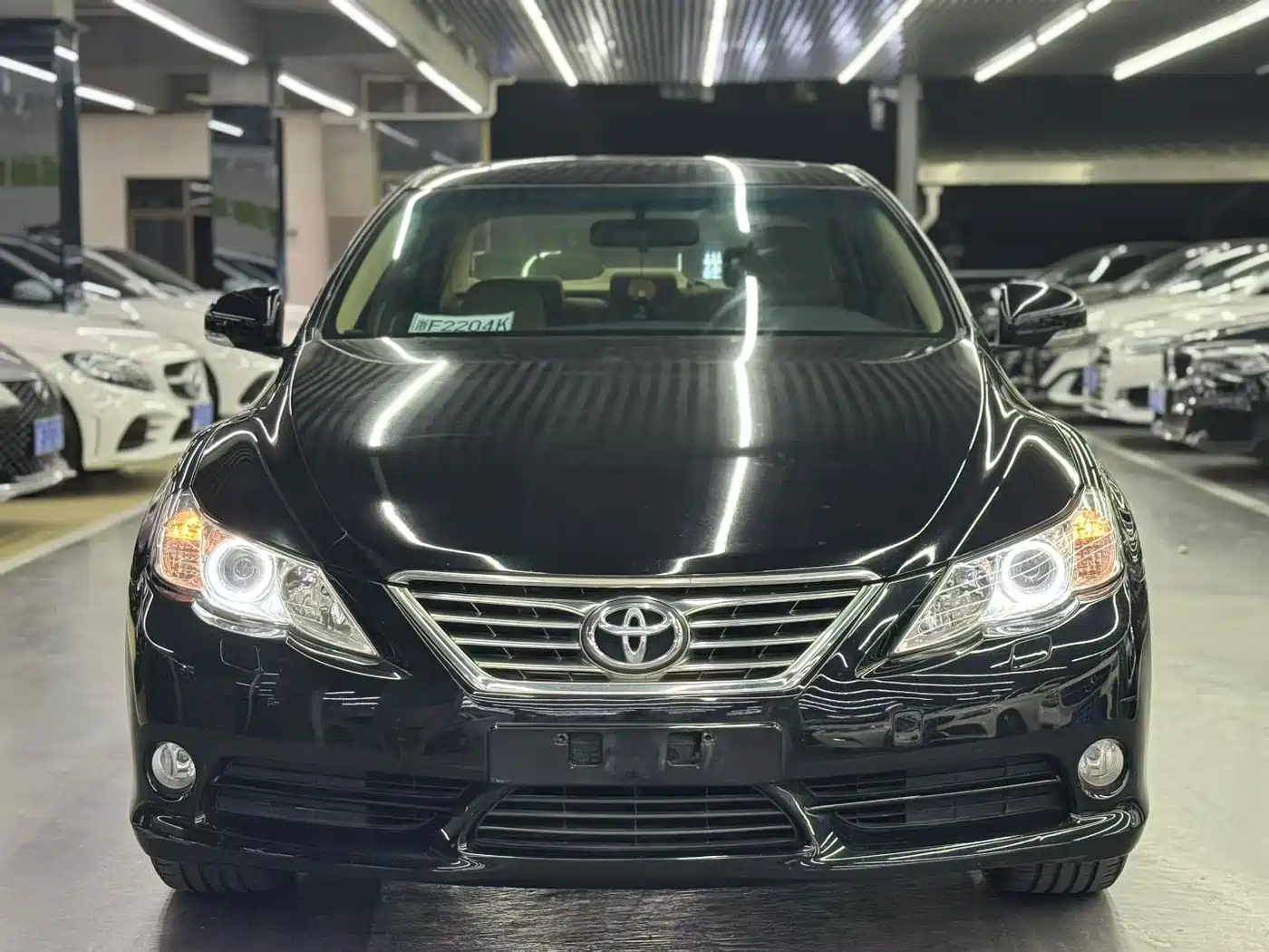 Toyota Reiz 2010 2.5V Elegance Elite Edition фото 2