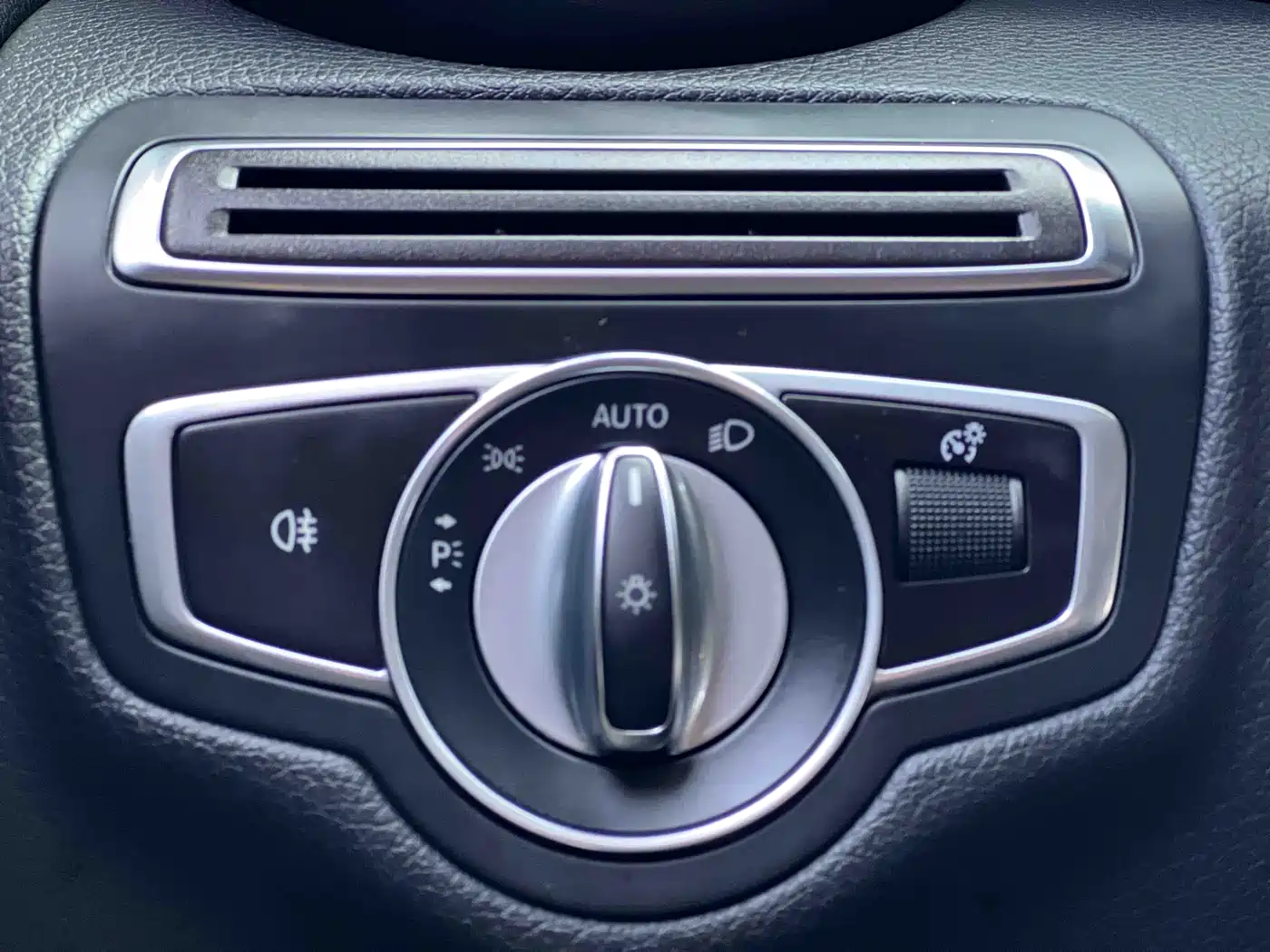 Mercedes-Benz C-Class 2019 Facelift C 260 L Sport фото 17