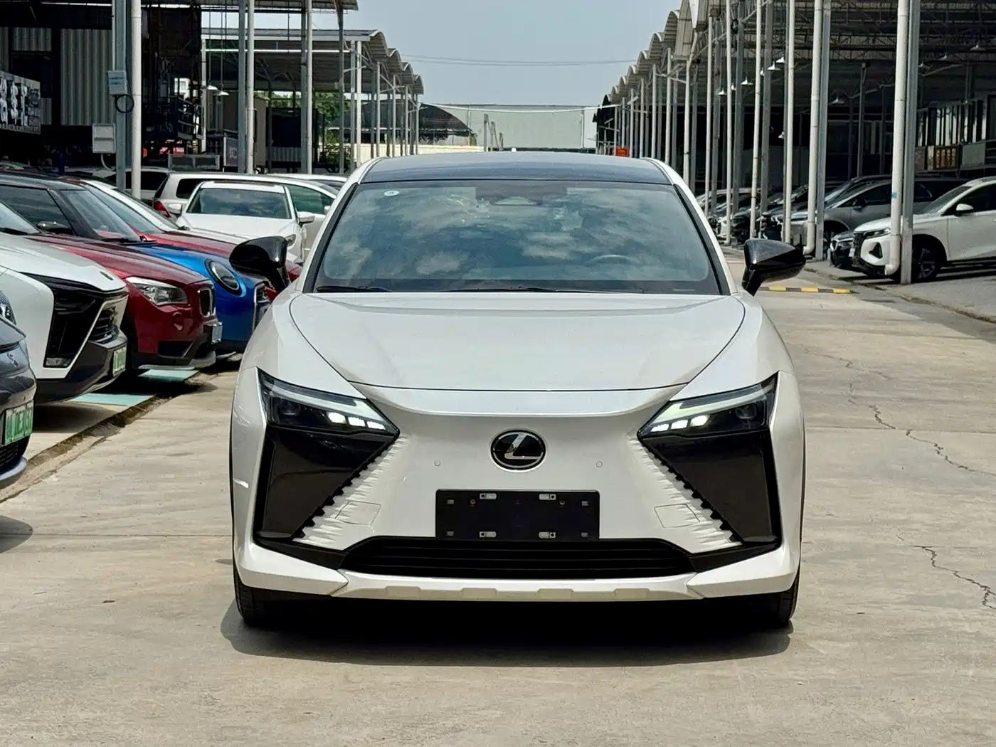 Lexus RZ 2023 2023 450e 4WD Deluxe