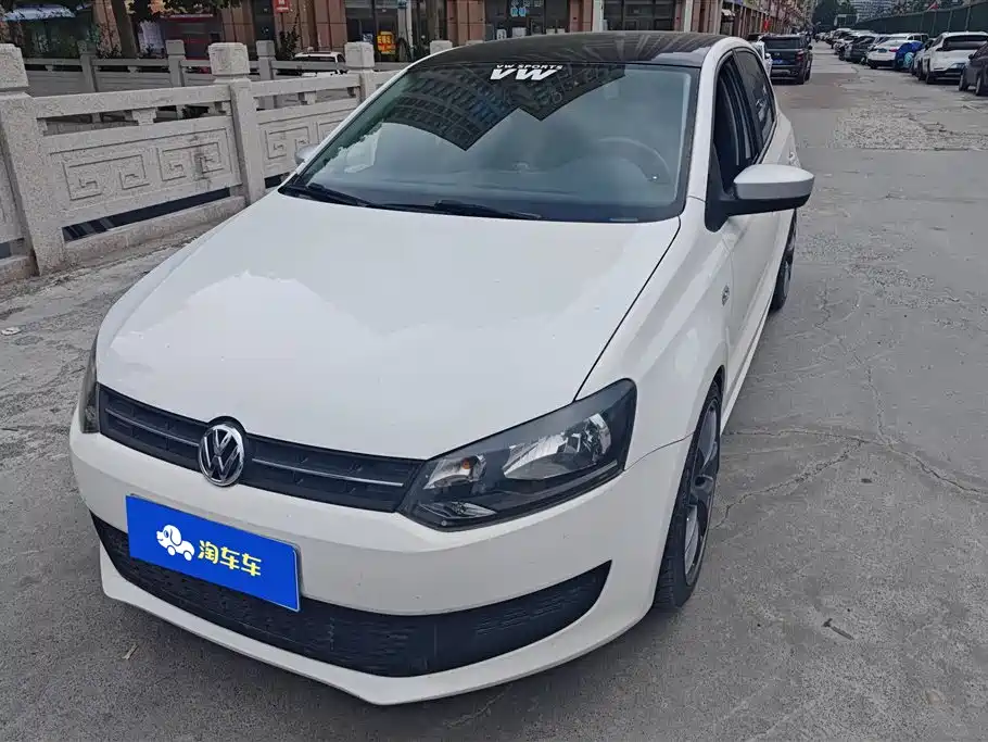 Volkswagen Polo 2013 1.4L Manual Trend Edition