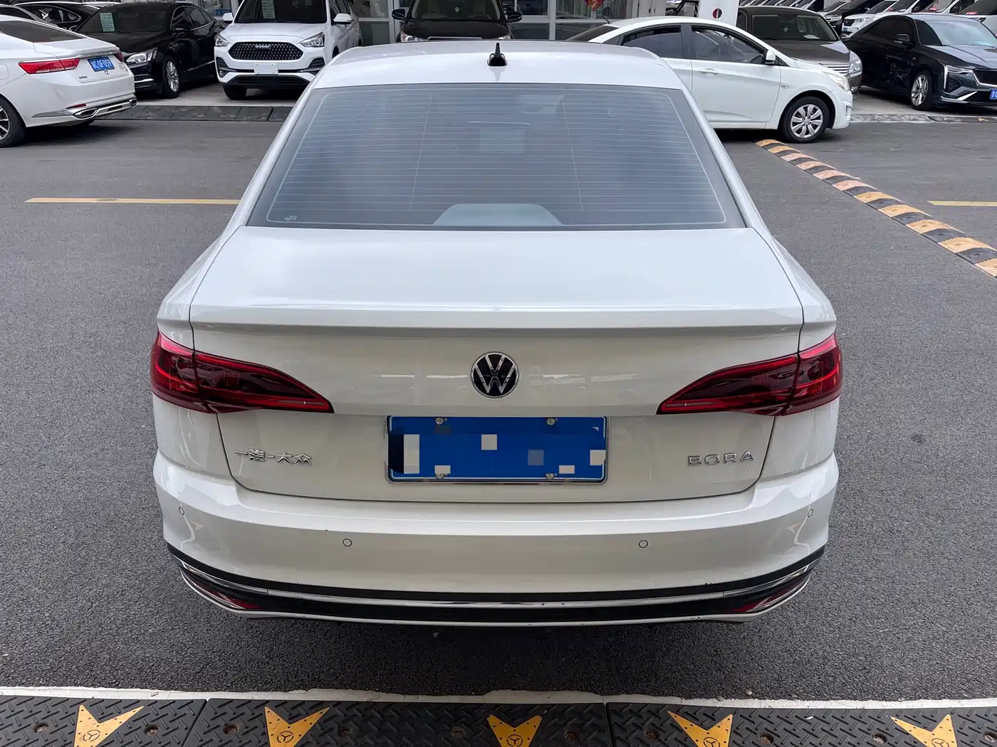 Volkswagen Bora 2026 200TSI DSG Navigation Edition фото 13