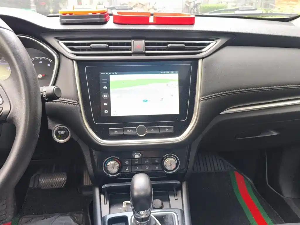 Roewe RX3 2018 2018 1.6L CVT Internet Smart Edition