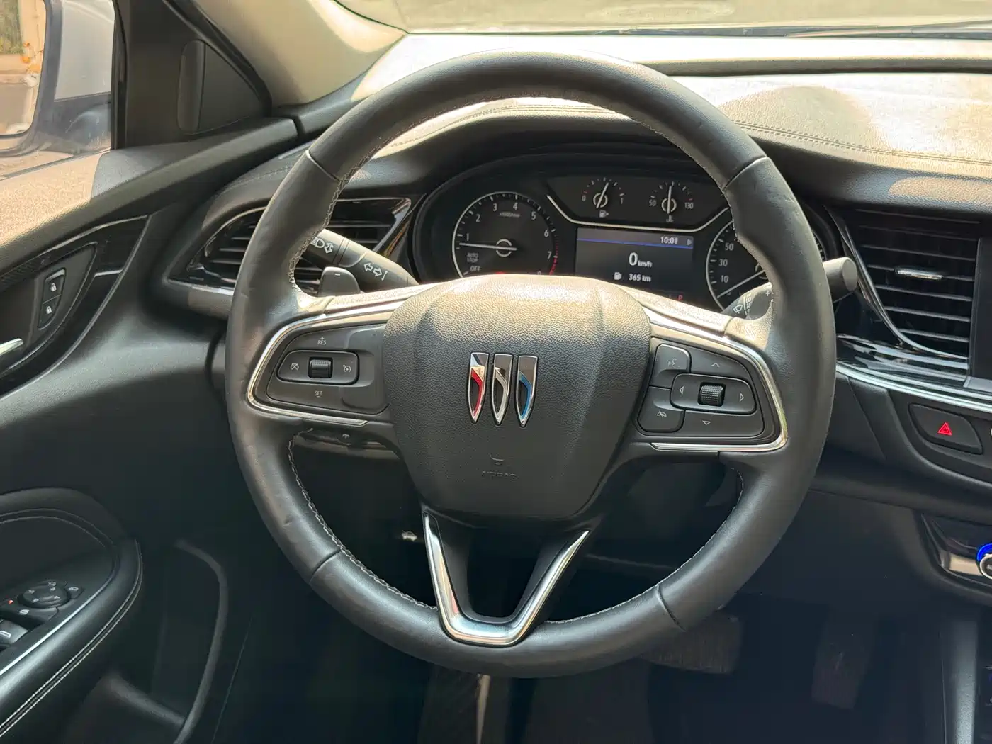 Buick Regal 2024 25T Ultra Comfort Edition фото 19