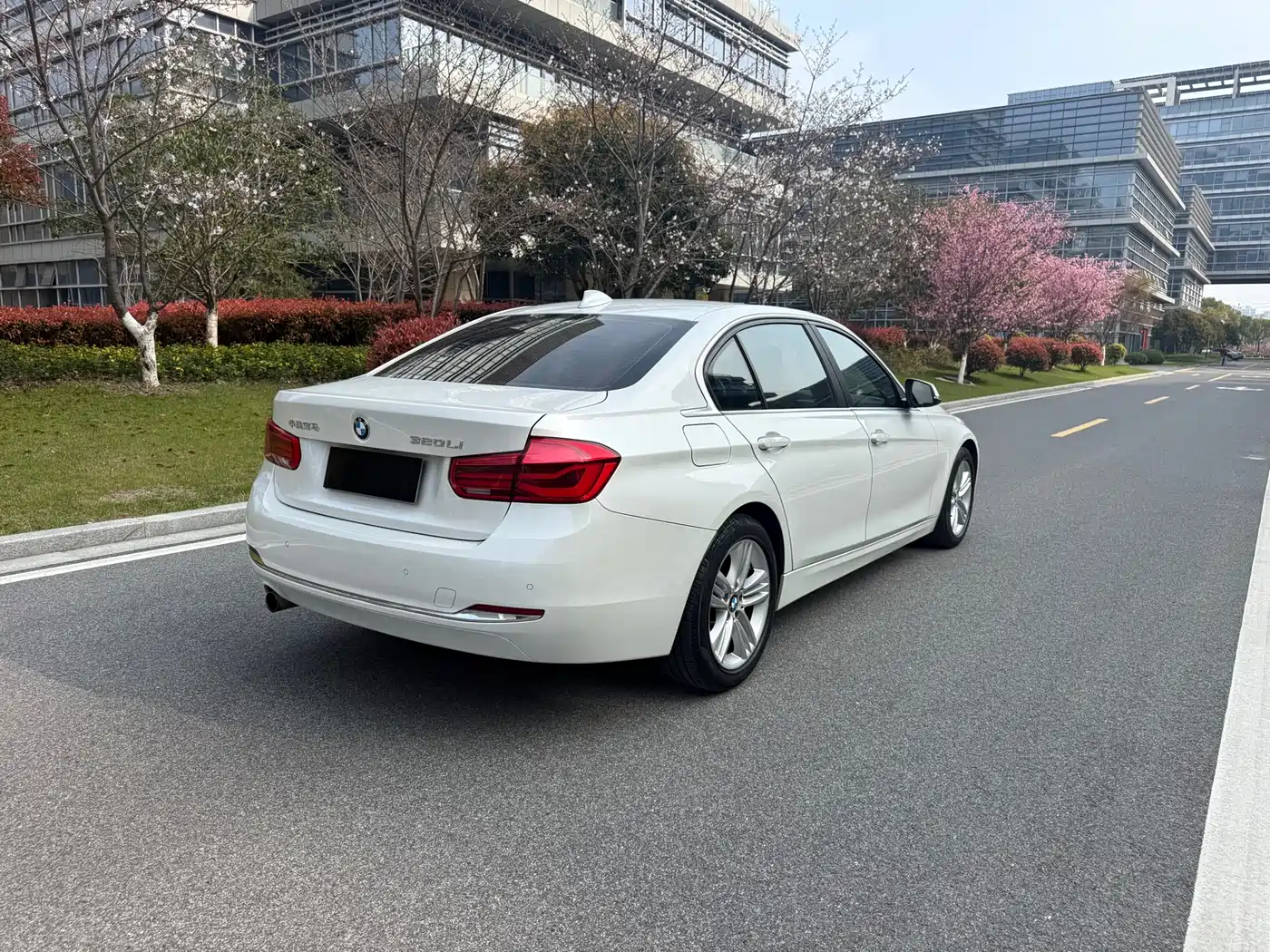 BMW 3 Series 2016 320Li Fashion Model фото 7