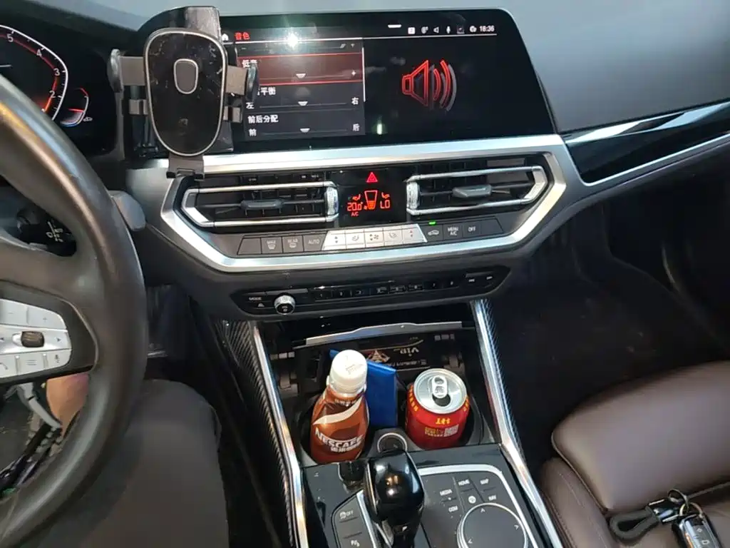 Photo 13 - BMW 3 Series