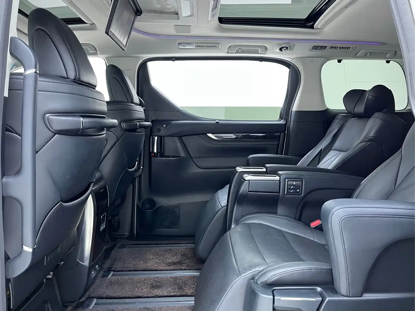 Toyota Vellfire 2019 2019 Hybrid 2.5L HV Luxury Edition