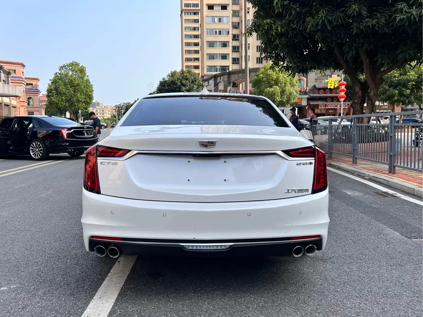 CADILLAC CT6