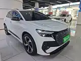 Photo 4 - Audi Q4 e-tron