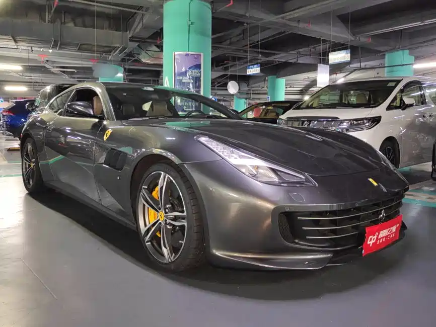 2019 Ferrari GTC4Lusso