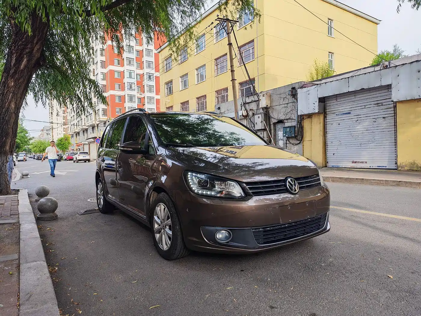 Photo 3 - Volkswagen Touran