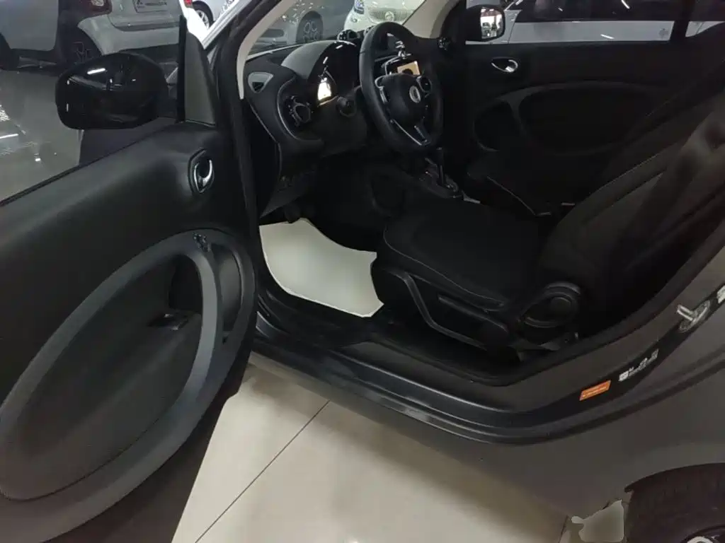 Photo 16 - smart fortwo