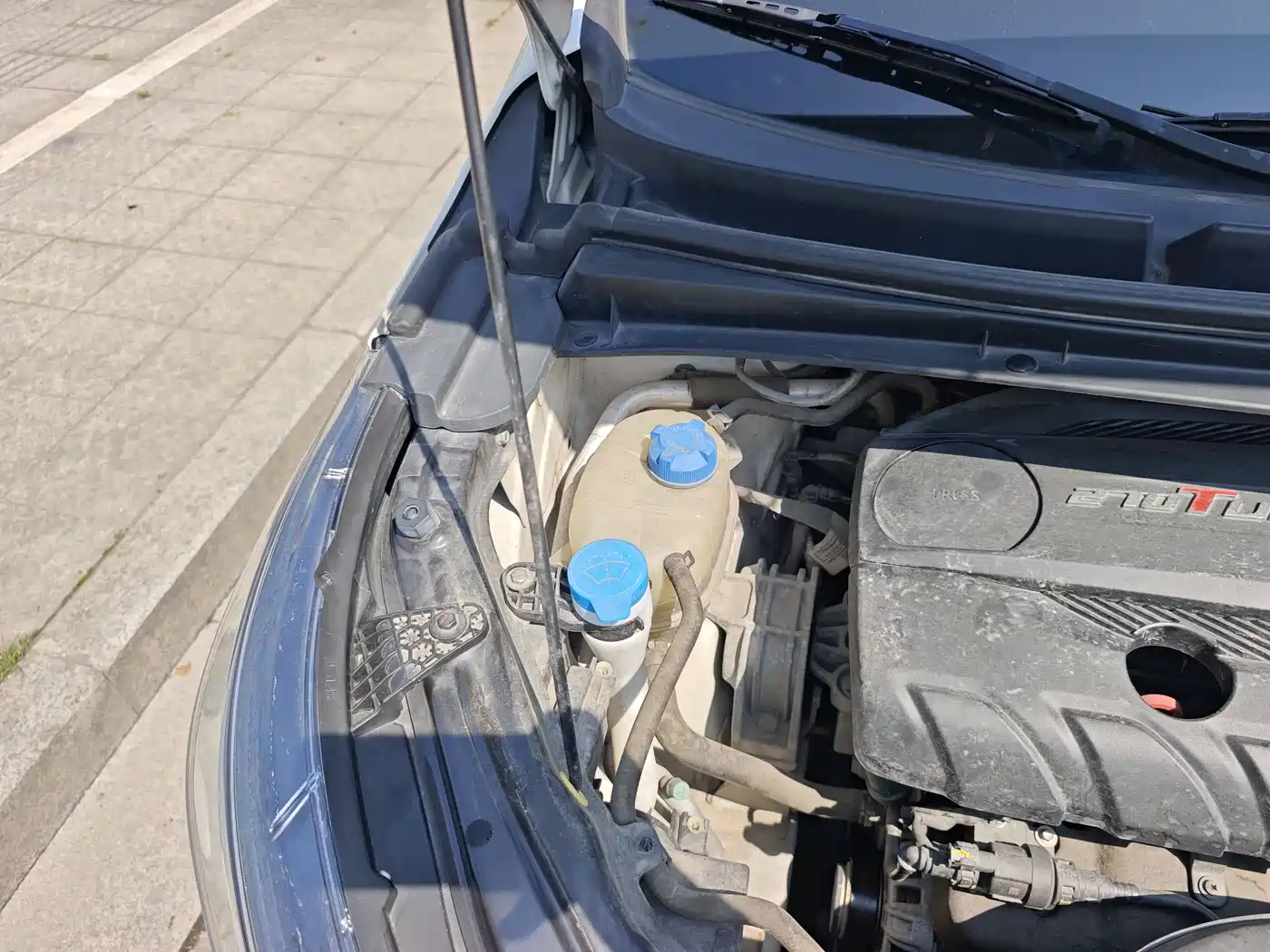 GAC Trumpchi Trumpchi M6 2019 270T Automatic Honor (6-seater) China V фото 30