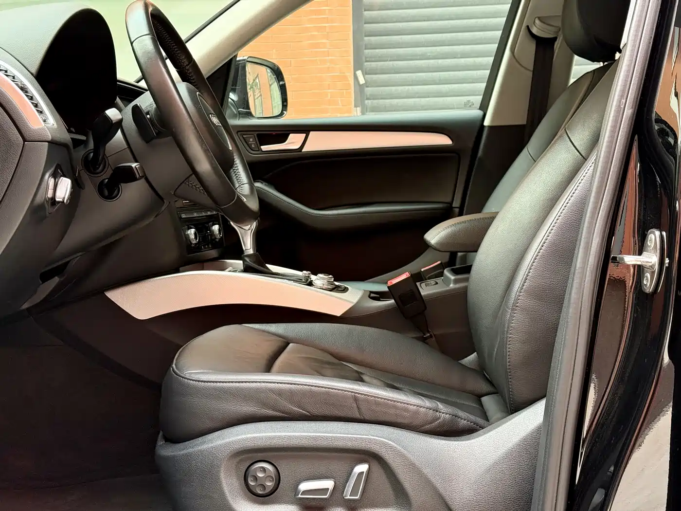 Audi Q5 (Import) 2013 45 TFSI quattro Sport фото 8