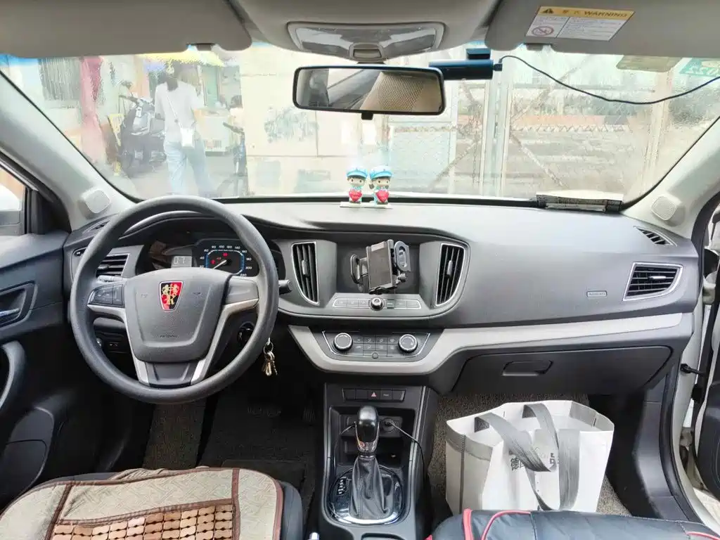 Roewe 360 2016 2016 1.5L Automatic Smart Screen Edition