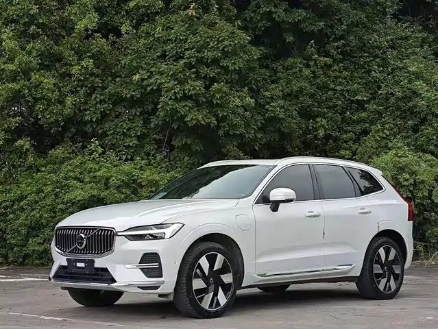 volvo xc60-plug-in-hybrid