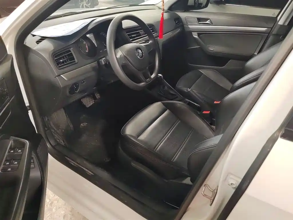 Volkswagen Lavida 2019 Lavida Start 1.5L Auto Trend (China VI) фото 11