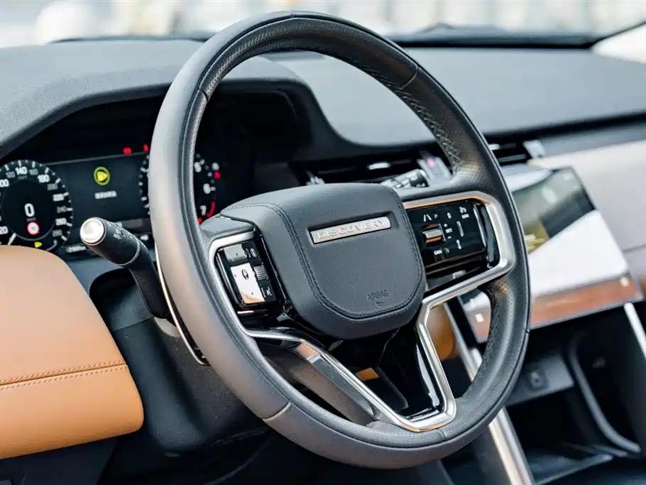 Land Rover Discovery Sport 2024 Luxury Custom Edition фото 8