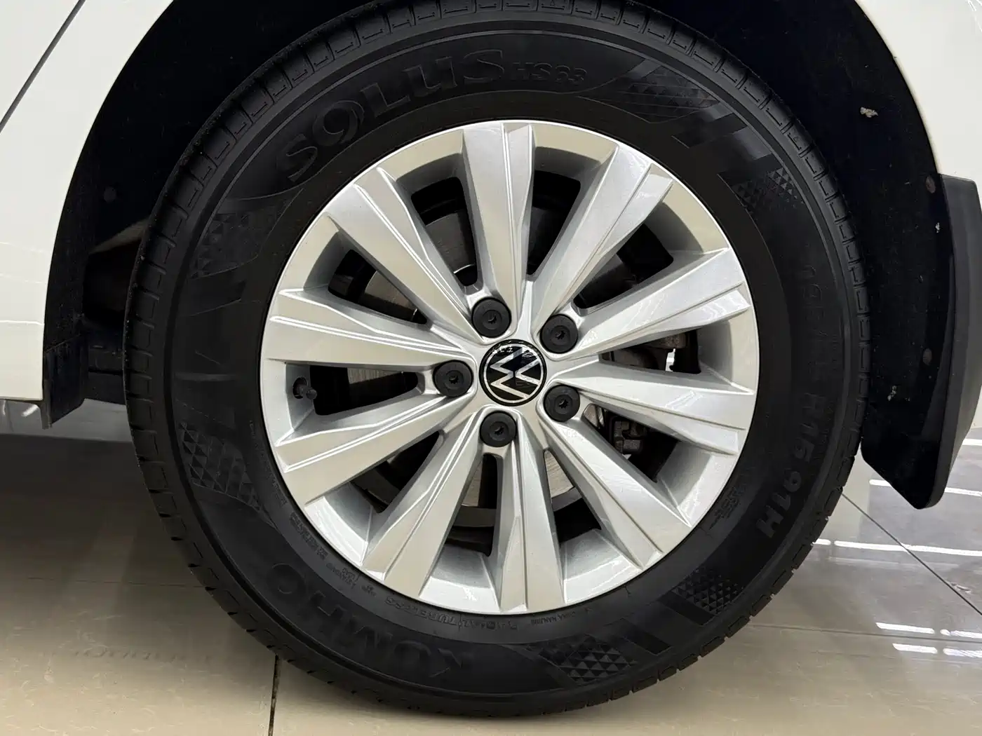 Volkswagen Lavida 2023 New Sharp 1.5L Auto Premium Edition фото 22