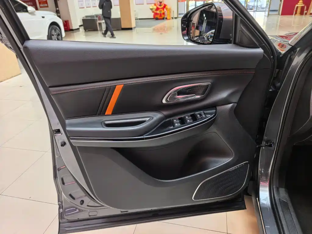 Photo 6 - Changan Oshan X7 PLUS