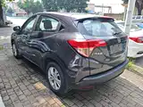Photo 5 - Honda Vezel