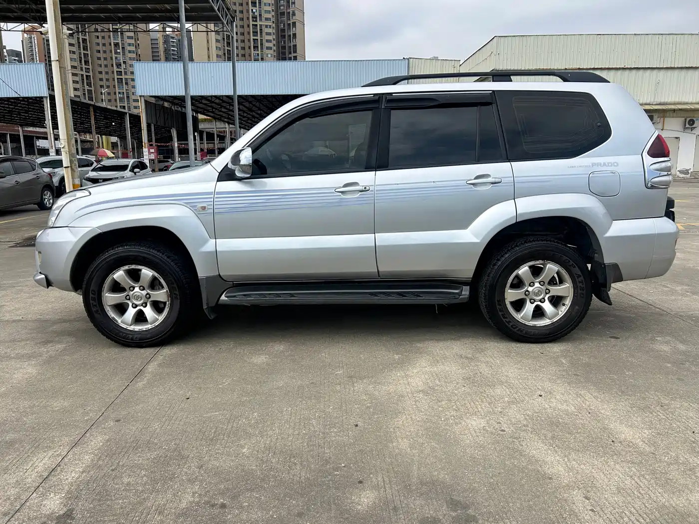 Toyota Prado (Import) 2004 GX 2.7 Automatic фото 5