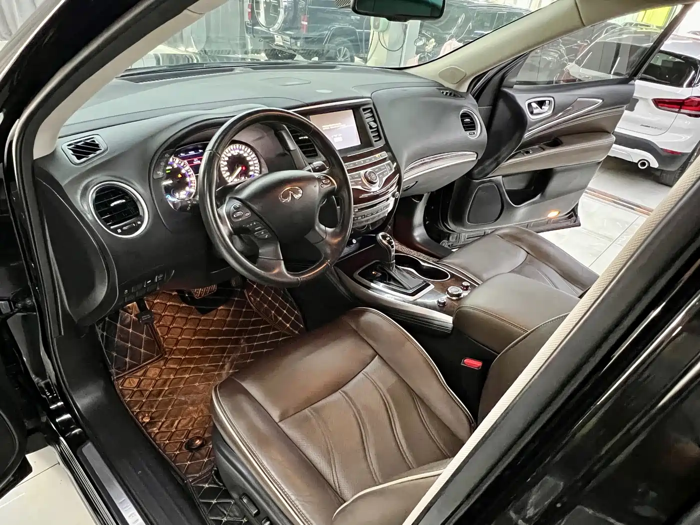 Infiniti QX60 (Import) 2022 2020 2.5 S/C Hybrid 2WD Excellence Edition