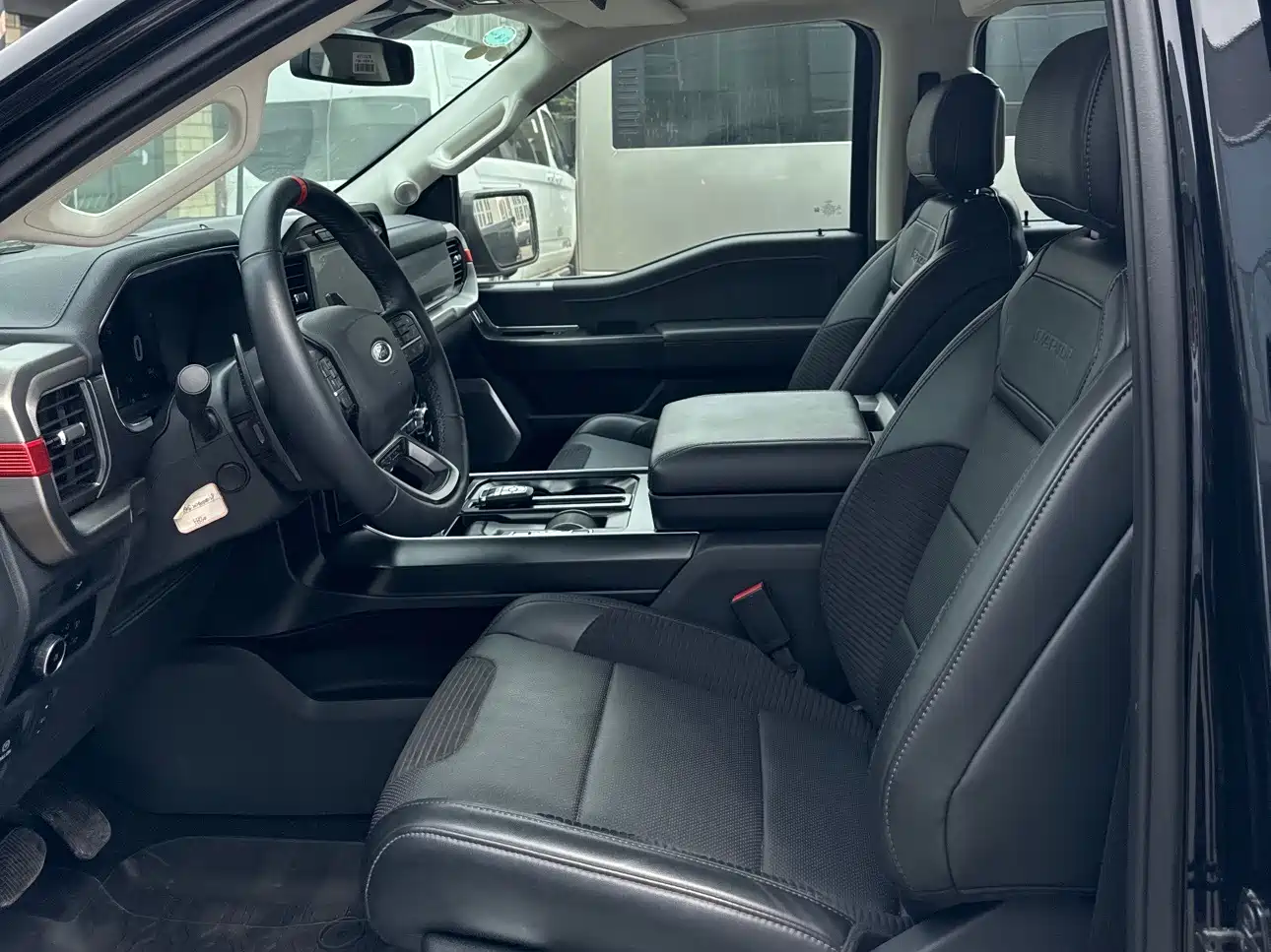 Juntian Brave 2022 Model 3.5T Luxury фото 17
