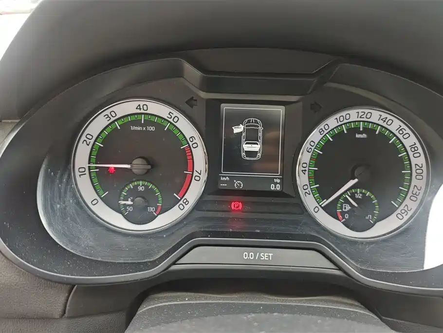 Škoda Octavia 2018 TSI280 DSG Luxury Edition фото 14