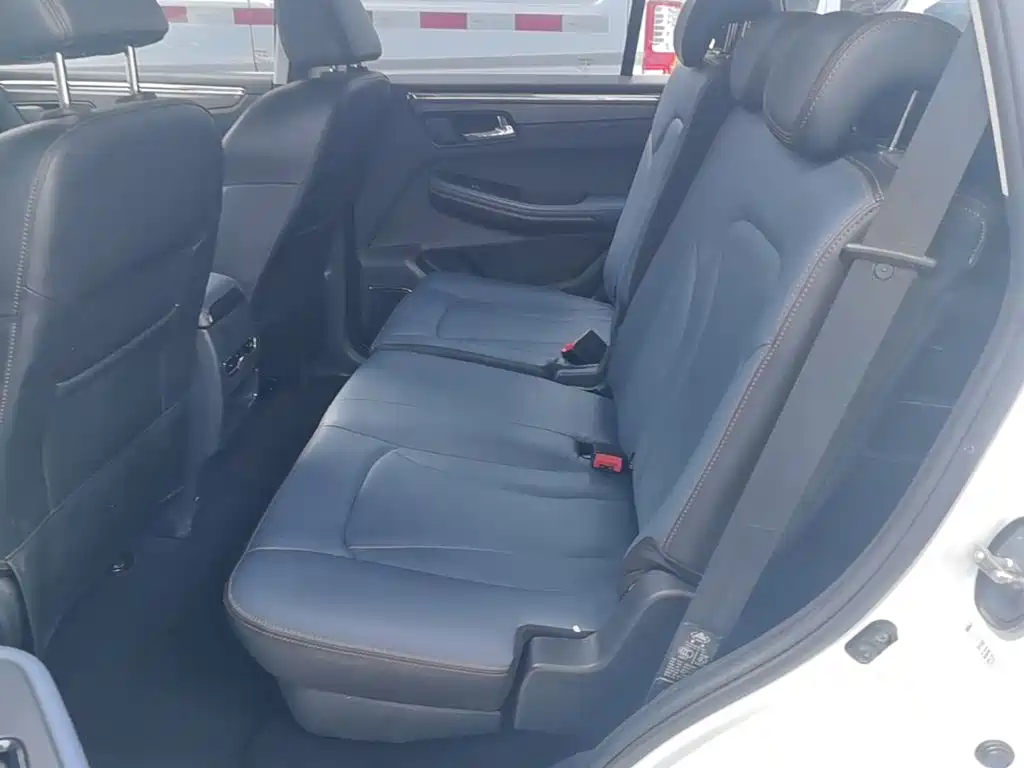 SWM Motor SWM G05 2021 2021 PRO 1.5T Automatic Luxury 7-seater
