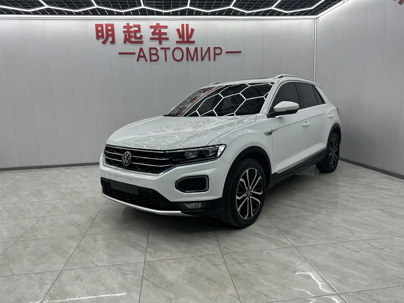 VOLKSWAGEN T-ROC EXPLORING SONGS