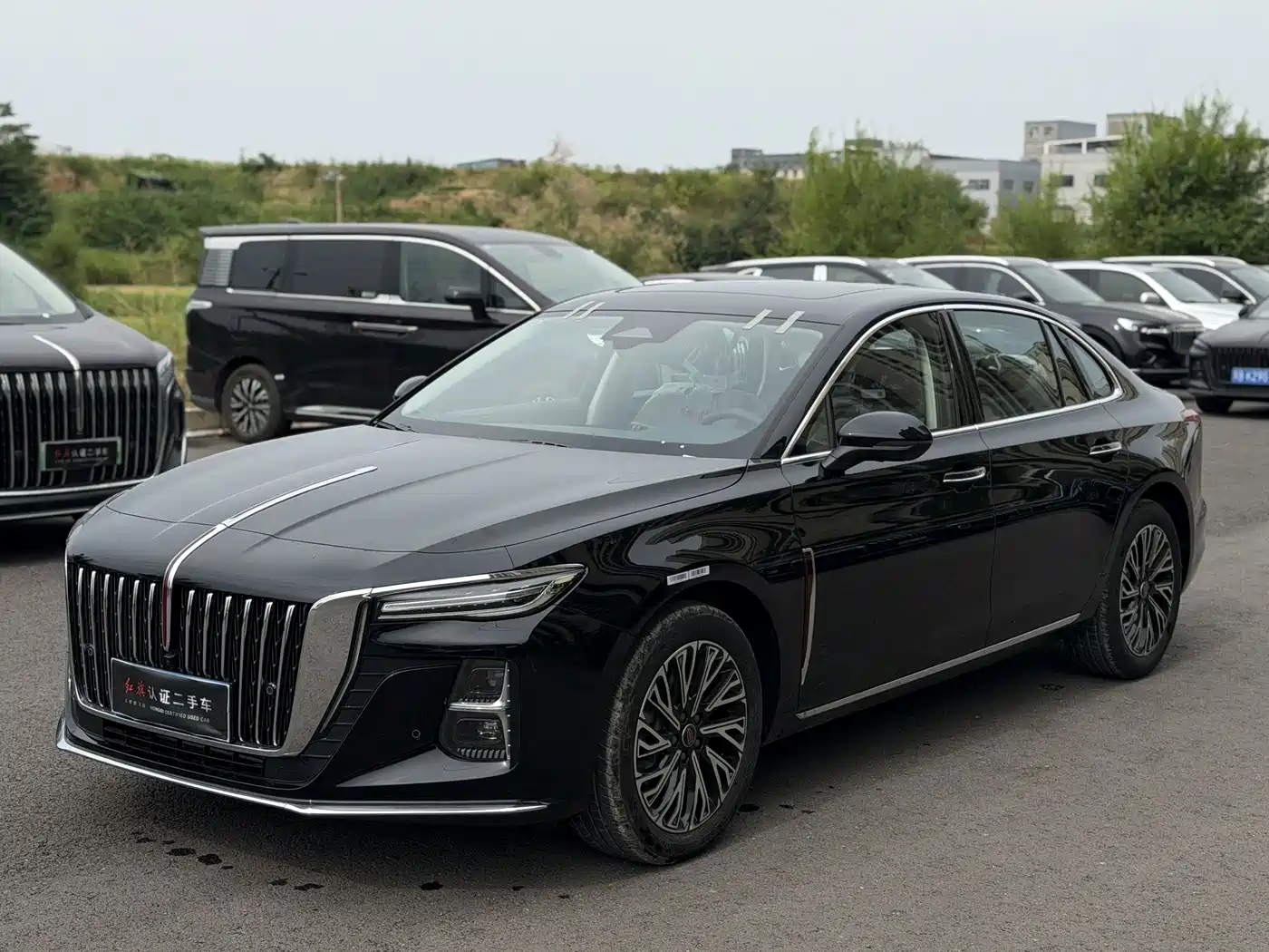 Hongqi H5 2026 2025 2.0T Automatic Flag Celebration 500,000 Units Anniversary Edition