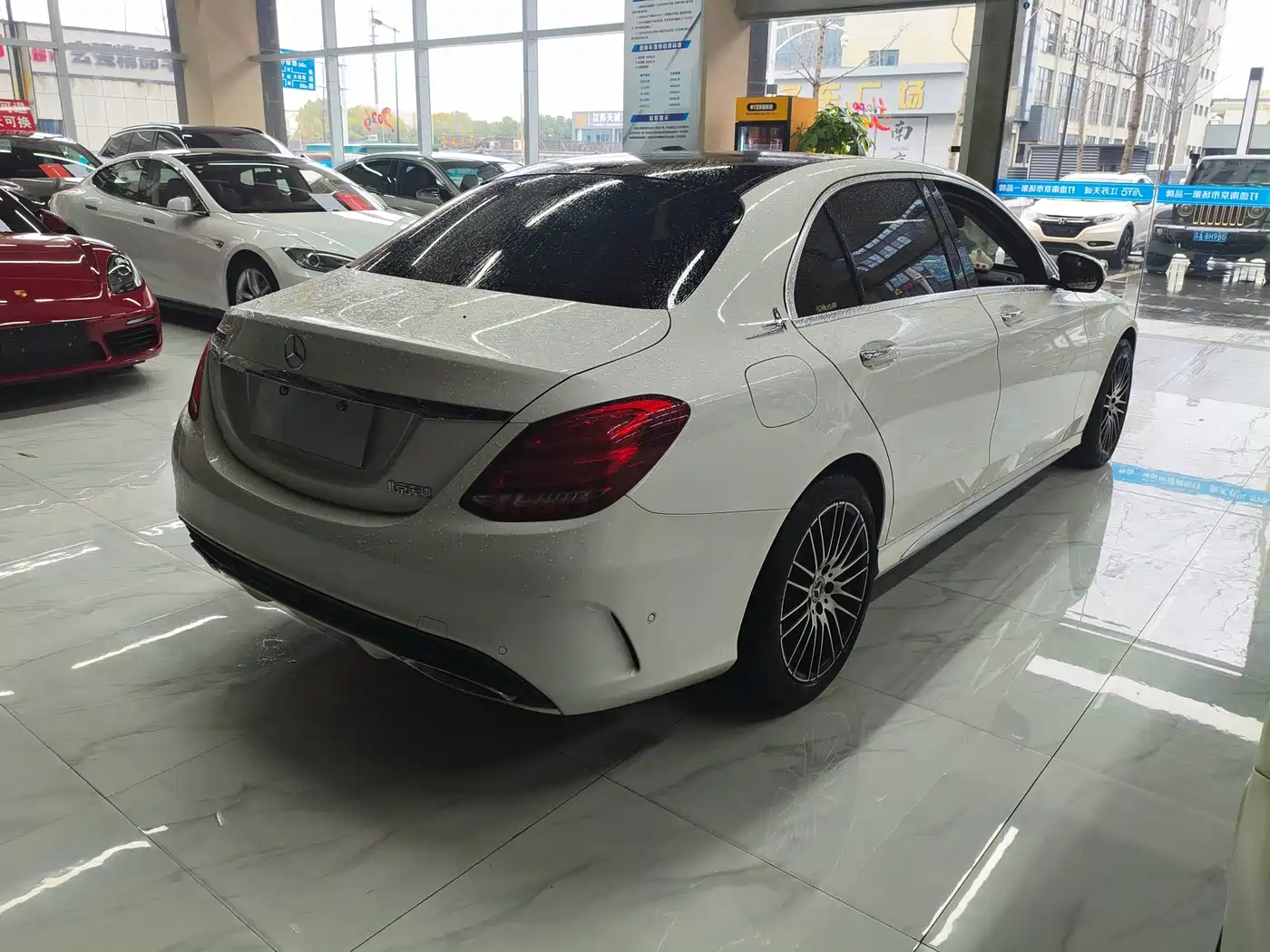 Mercedes-Benz C-Class 2017 Facelift C 200 L Sport Edition фото 7