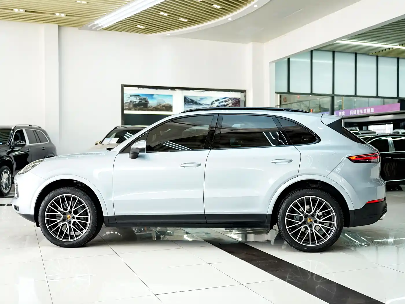 Porsche Cayenne 2018 Cayenne S 2.9T фото 4