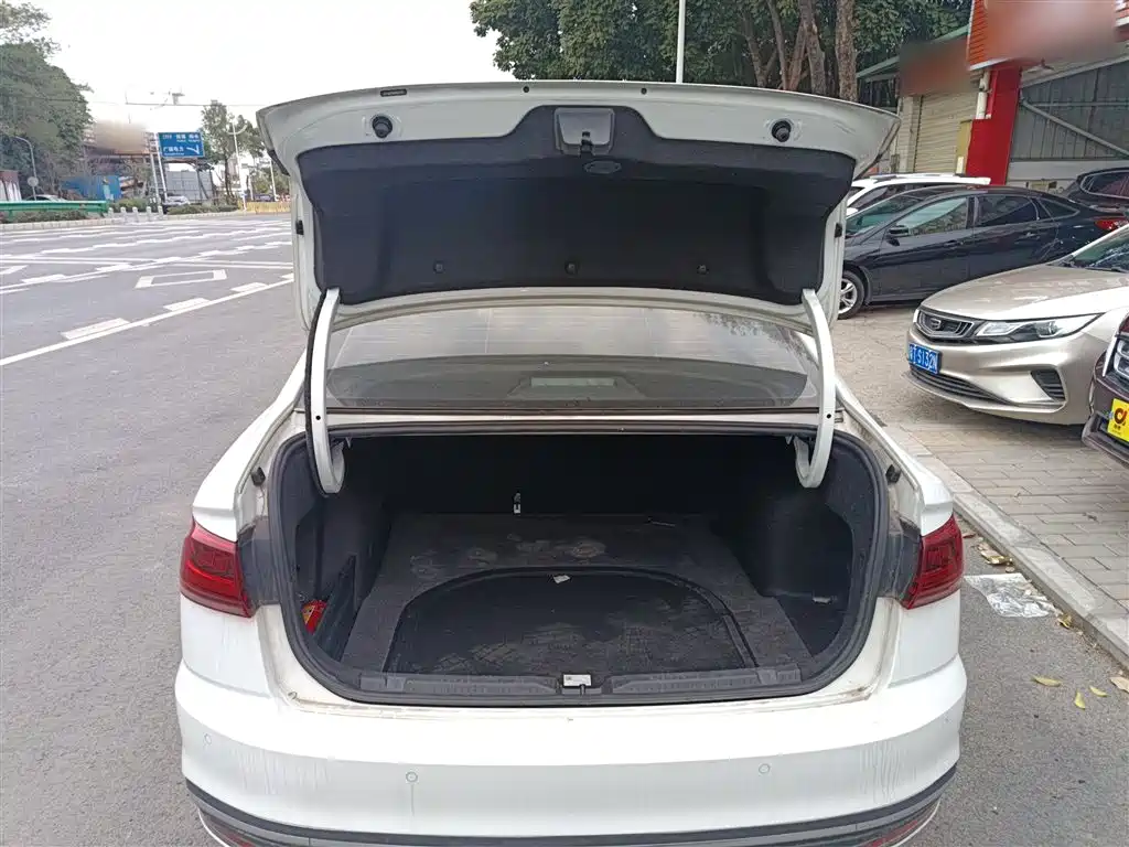 Volkswagen Bora 2023 200TSI DSG Comfort Edition фото 19