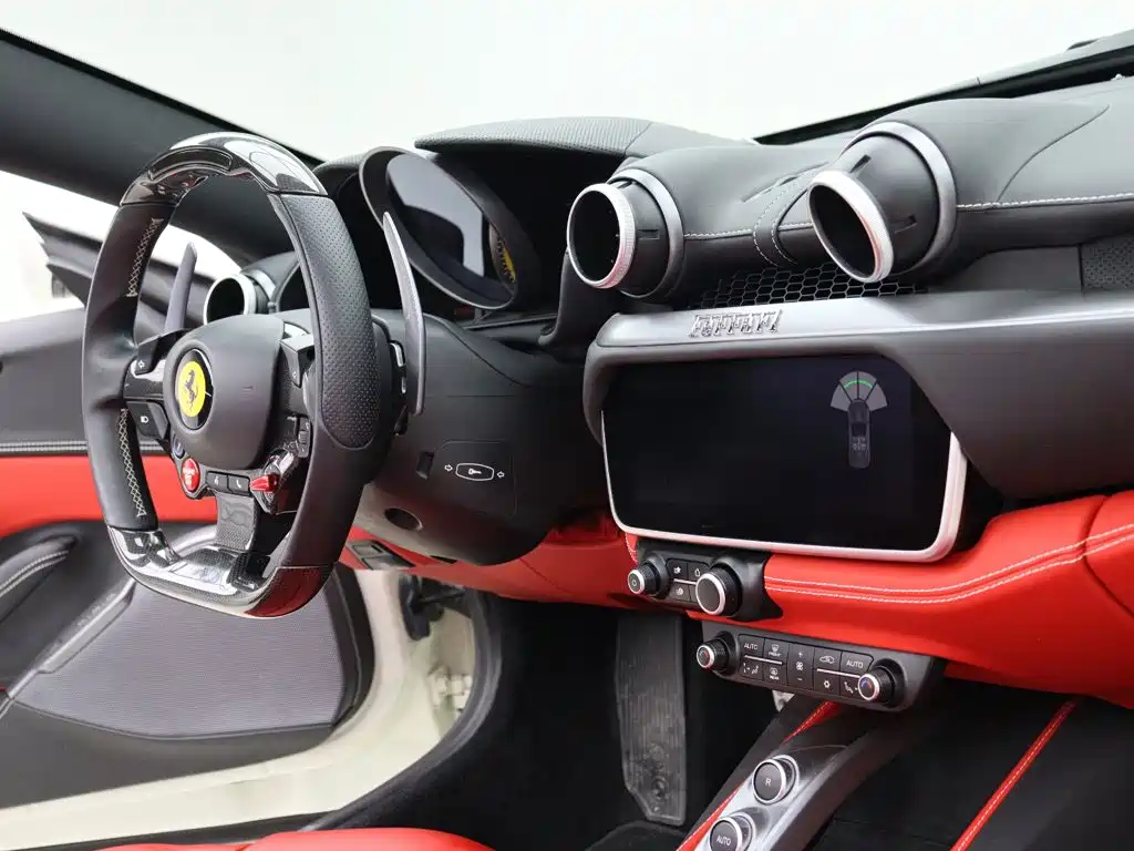 Ferrari Portofino 2019 2018 Model 3.9T