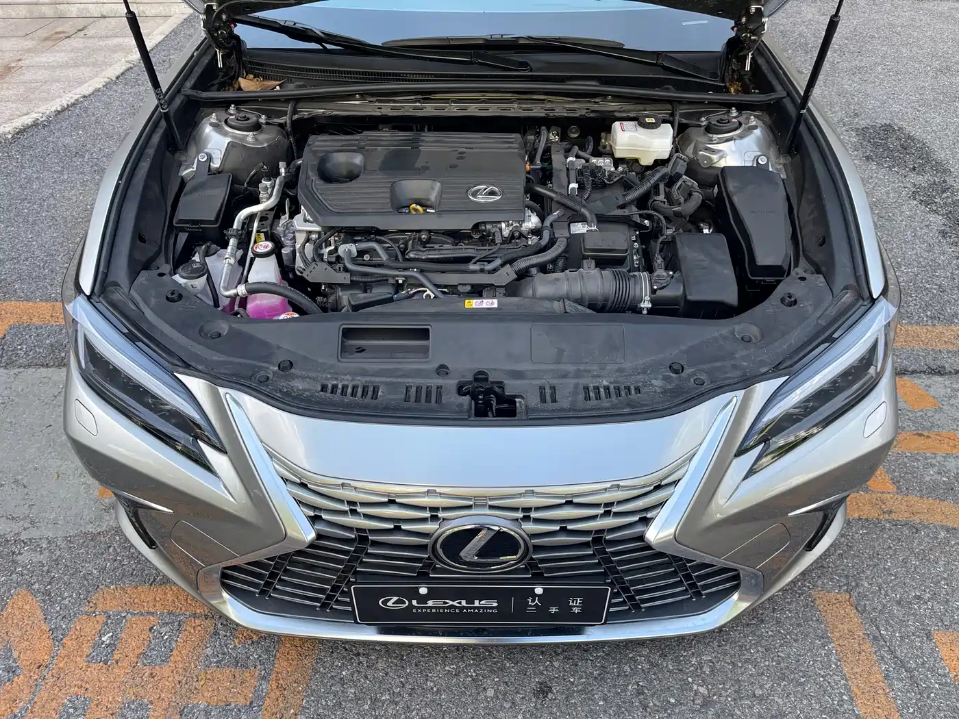 Lexus ES 2025 2025 300h Ultimate Edition