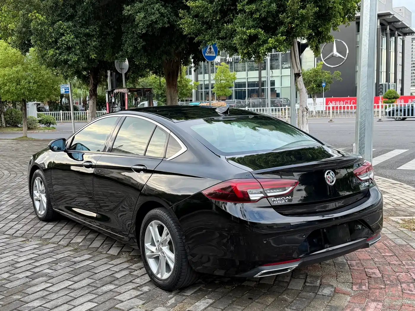 Фото 4 - Buick Regal
