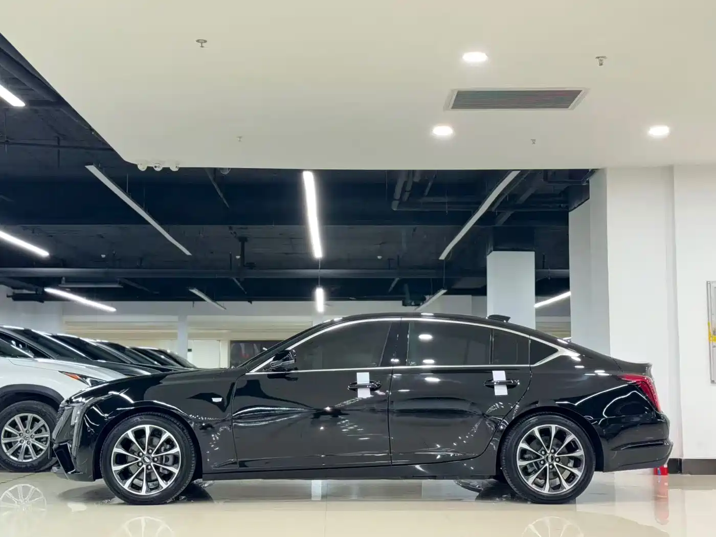 Cadillac CT5 2025 2025 Model 28T Urban Sport Edition
