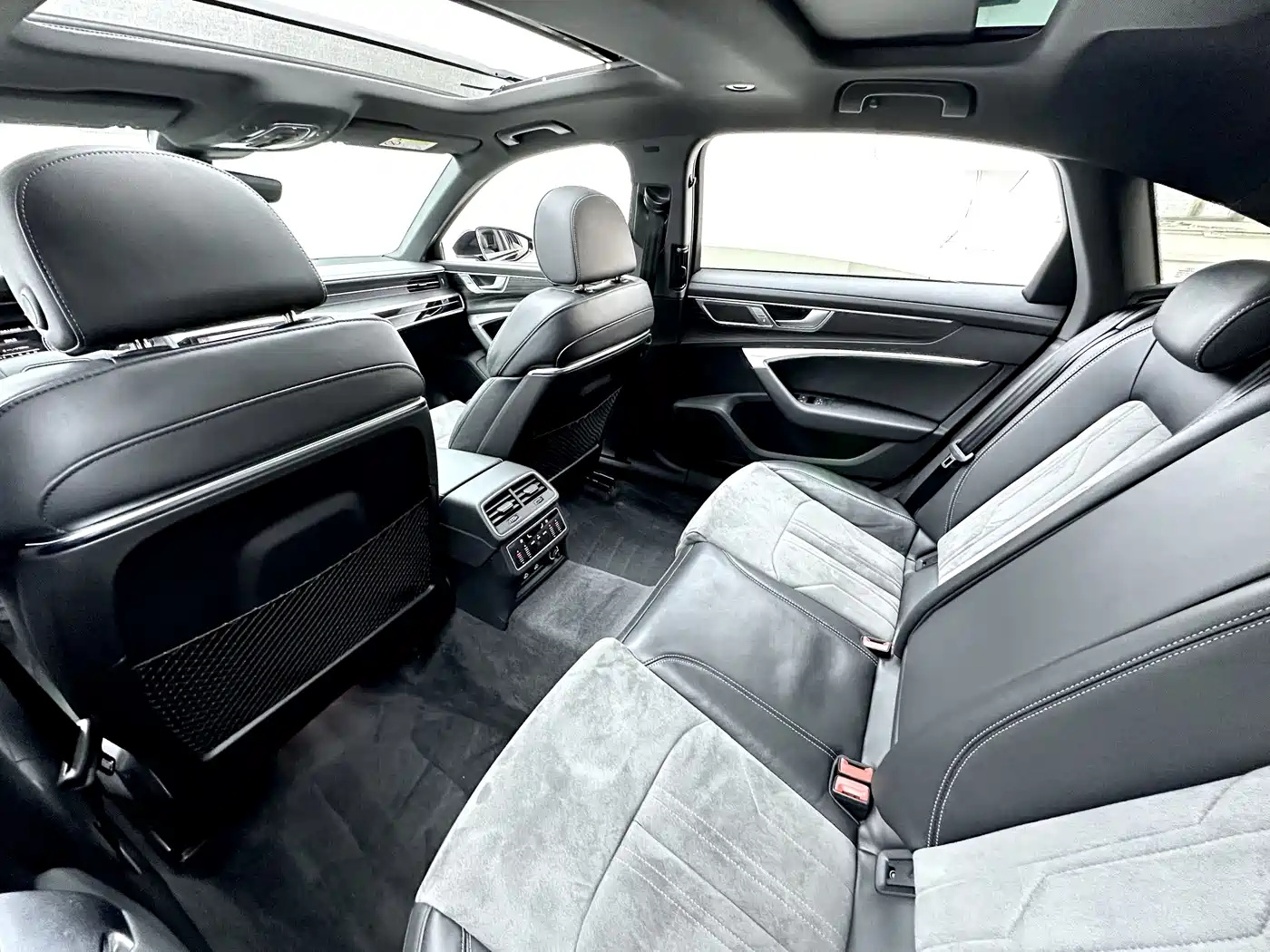 Audi A6L 2024 45 TFSI quattro Premium Dynamic фото 13