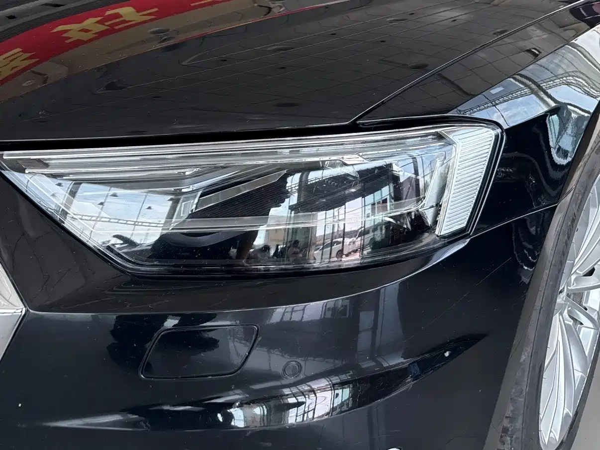 Audi A8 2021 A8L 50 TFSI quattro Luxury фото 3