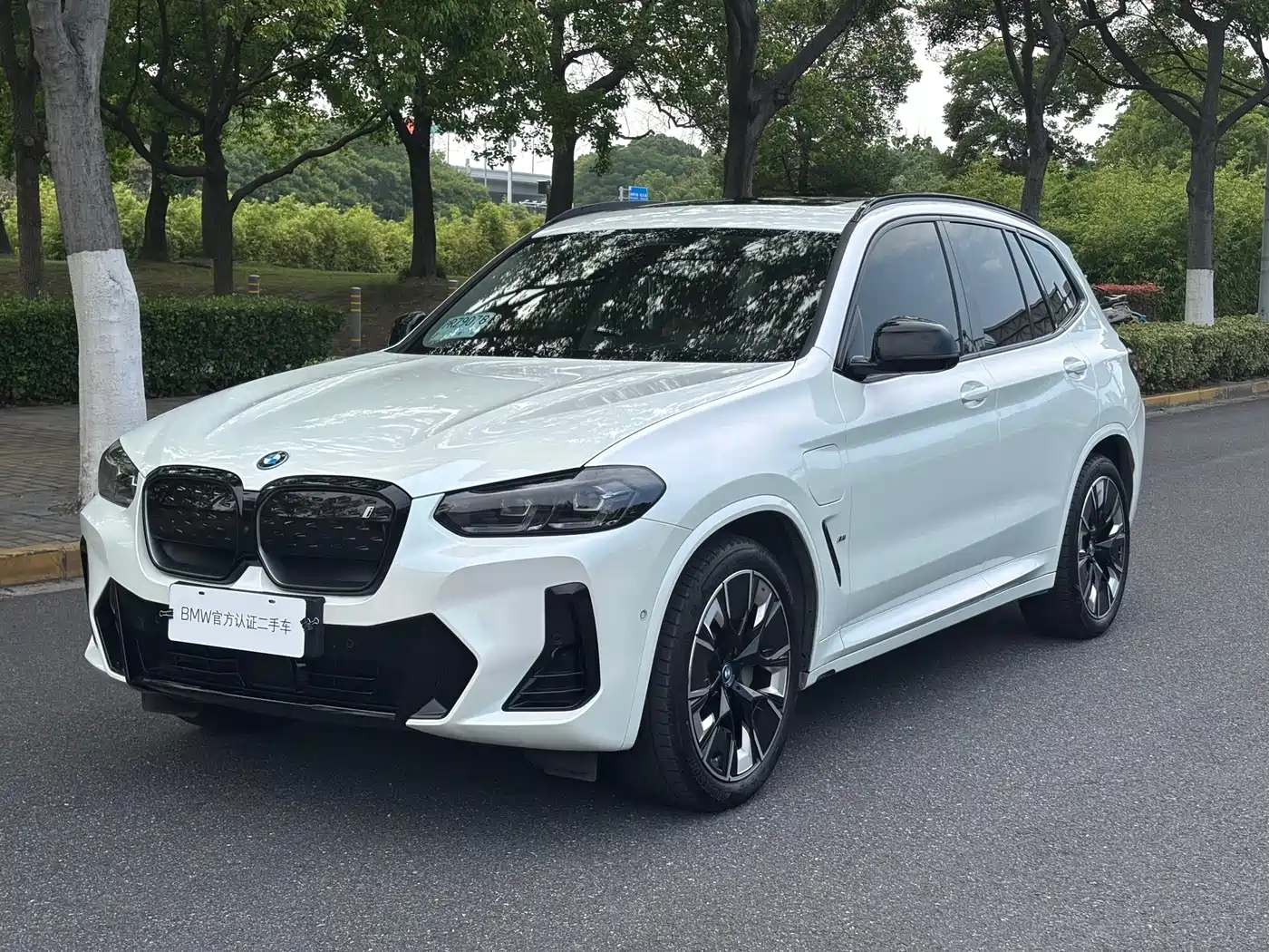 BMW iX3 2024 Innovation Leader
