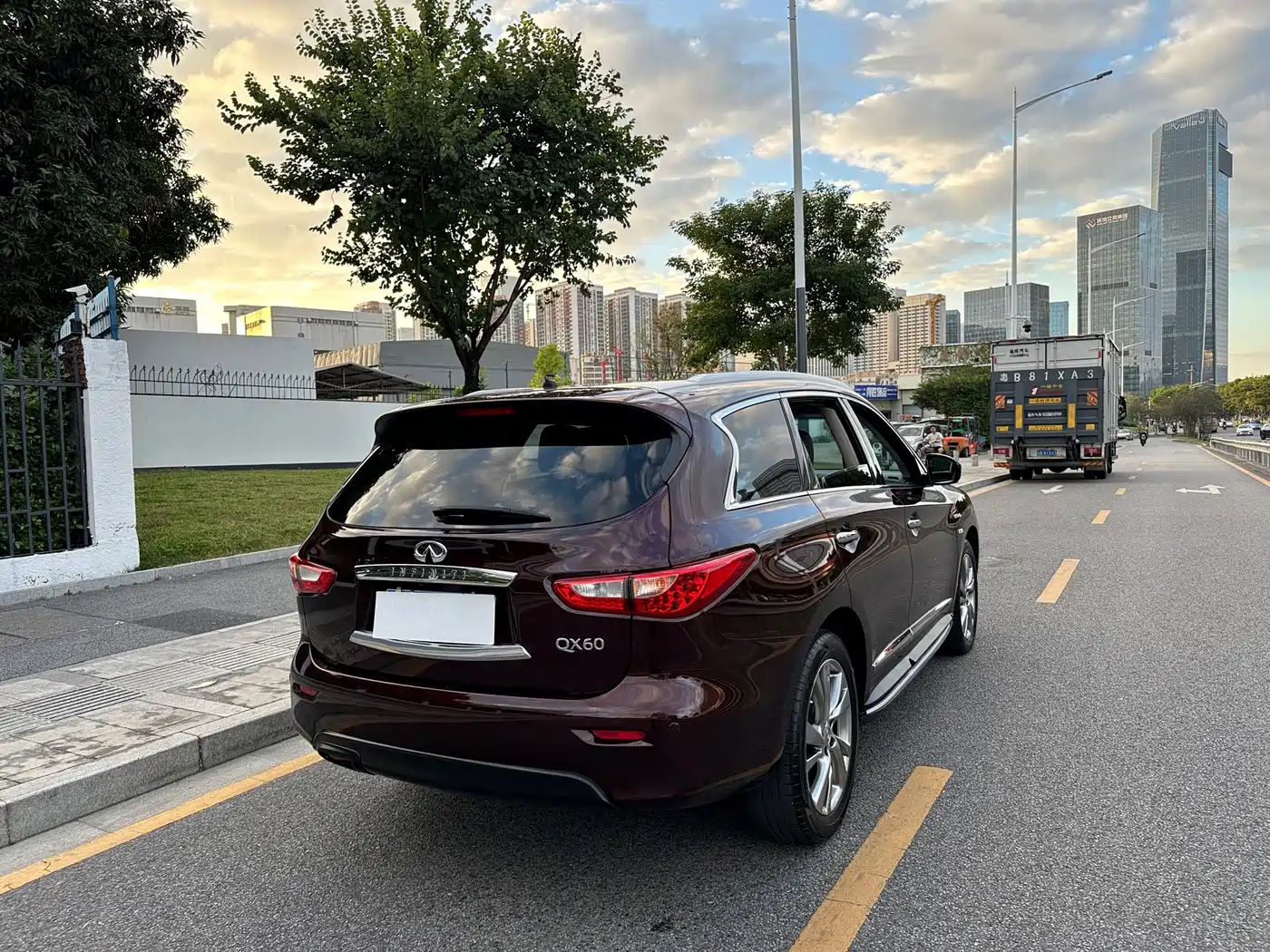 Infiniti QX60 (Import) 2016 2016 2.5 S/C Hybrid 2WD Excellence (China V)