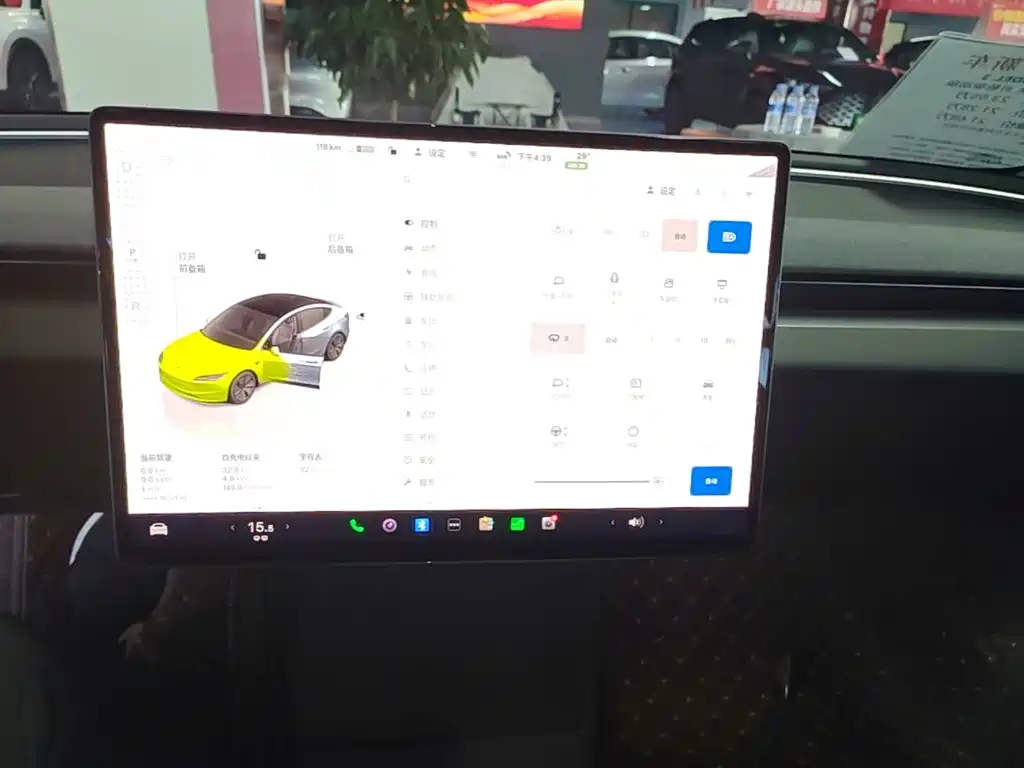 Tesla Model 3 2026 2025 Model Year Facelift Rear-Wheel Drive
