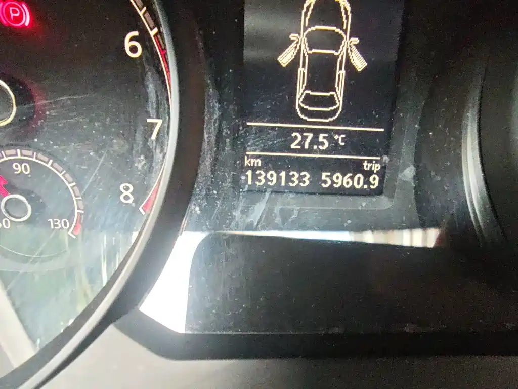 Фото 5 - Volkswagen Passat