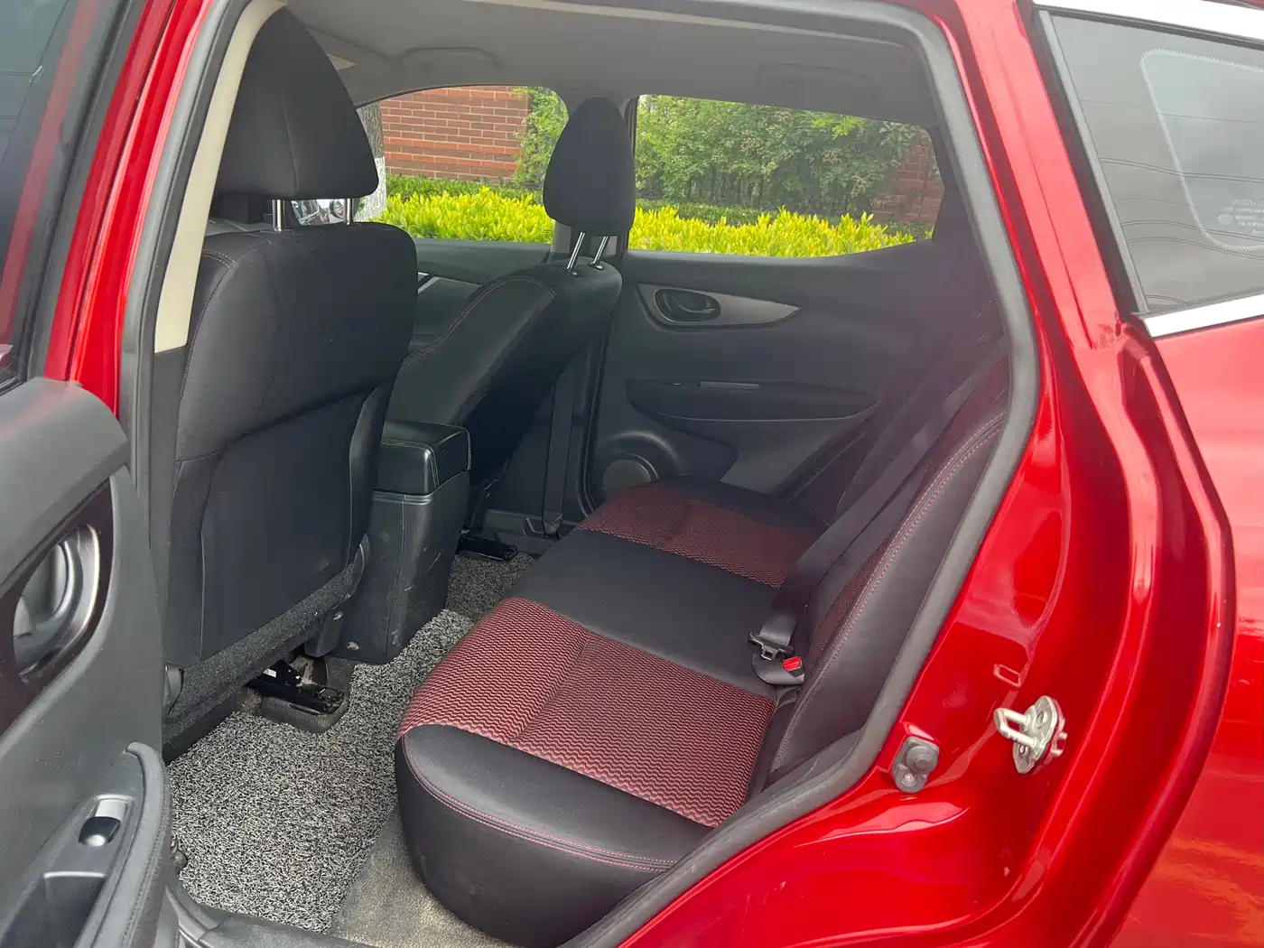 Фото 8 - Nissan Qashqai