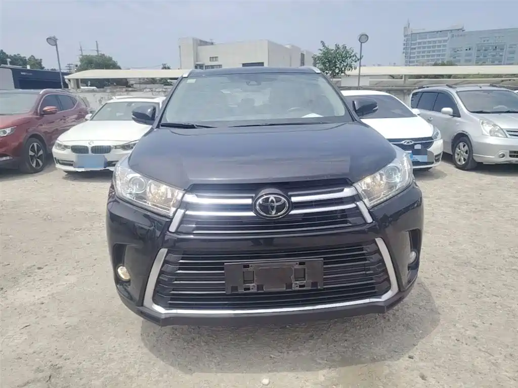 Toyota Highlander 2021 2.0T AWD Premium 7-Seater фото 3