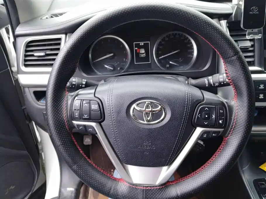 Toyota Highlander 2021 2.0T AWD Luxury 7-Seater фото 15