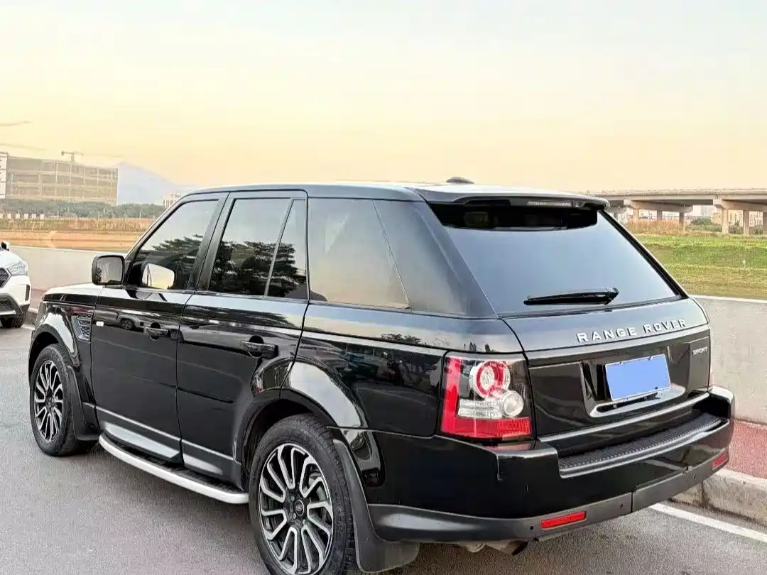 Land Rover Range Rover Sport 2011 5.0 NA V8 HSE фото 10