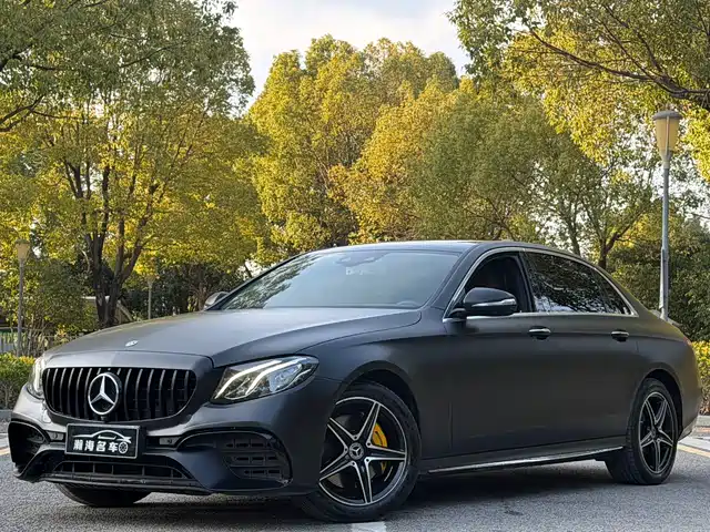 MERCEDES-BENZ E CLASS